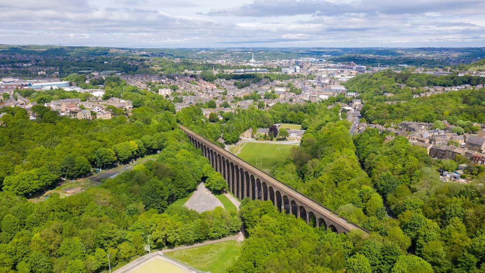 Nursing in Huddersfield: Studying, working, and living guide Huddersfield