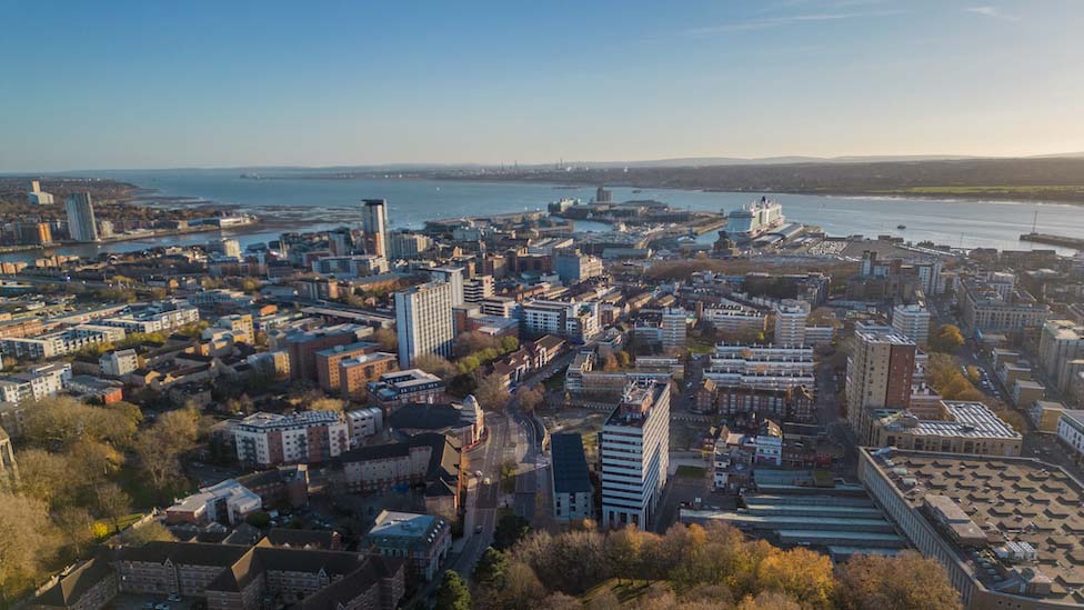 Nursing in Southampton: Studying, working, and living guide Southampton